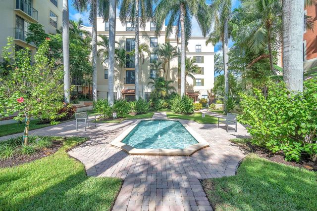 630 S Sapodilla Avenue 407, West Palm Beach, FL 33401