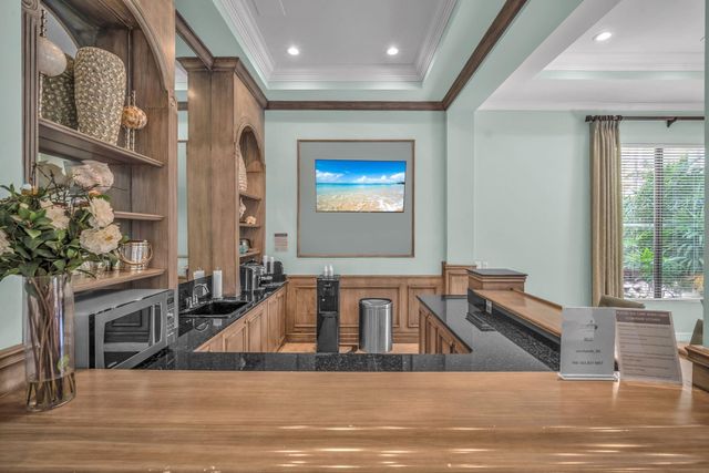 630 S Sapodilla Avenue 407, West Palm Beach, FL 33401