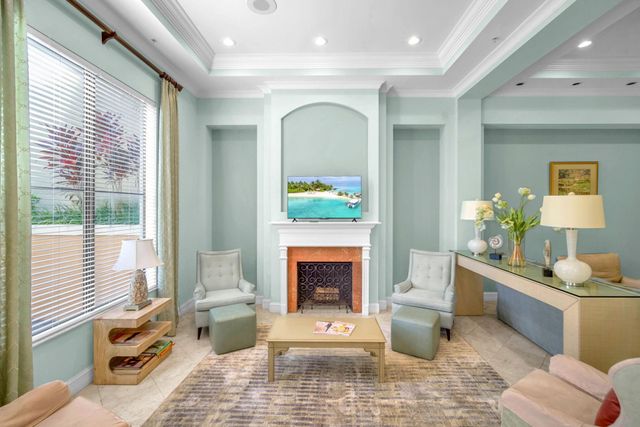 630 S Sapodilla Avenue 407, West Palm Beach, FL 33401