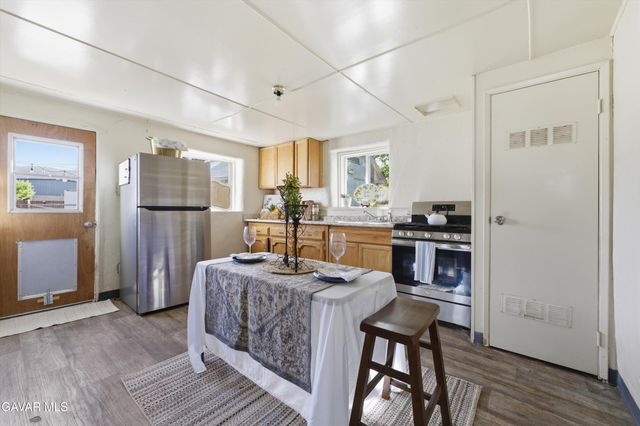 124 E I Street, Tehachapi, CA 93561