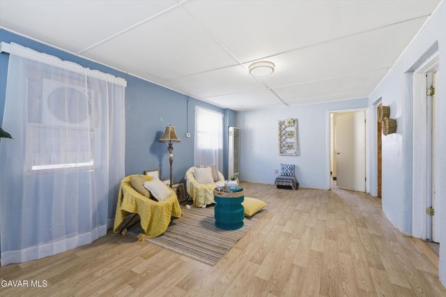 124 E I Street, Tehachapi, CA 93561