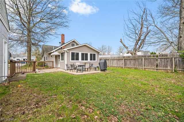151 Fay Avenue, Avon Lake, OH 44012