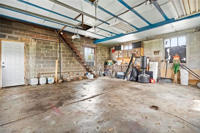 151 Fay Avenue, Avon Lake, OH 44012