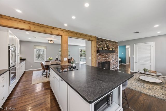 13971 Fox Hollow Drive, Novelty, OH 44072