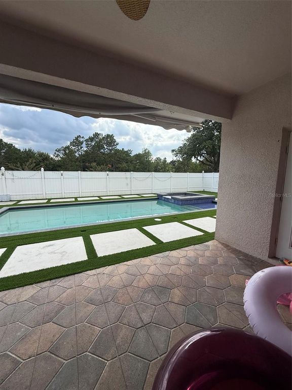 Image 3 of property listing at 5026 QUALITY TRAIL, Orlando, FL 32829