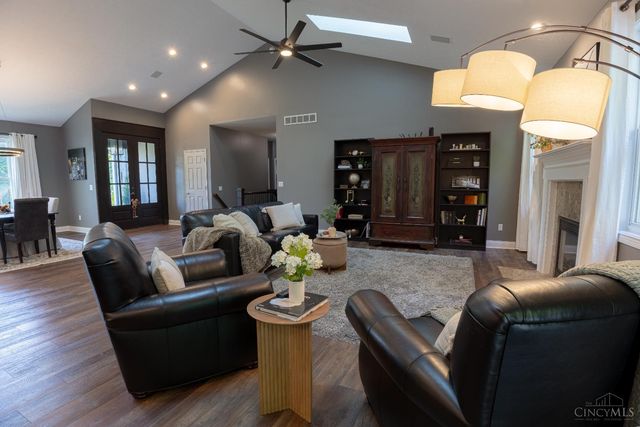34 Wallace Grove Lane, Milford, OH 45150
