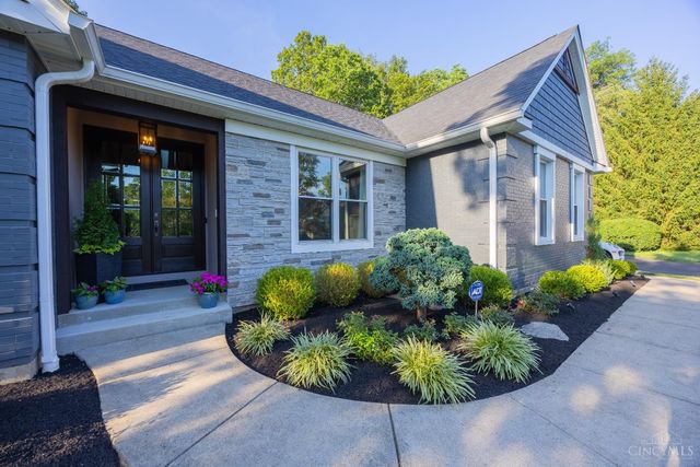 34 Wallace Grove Lane, Milford, OH 45150