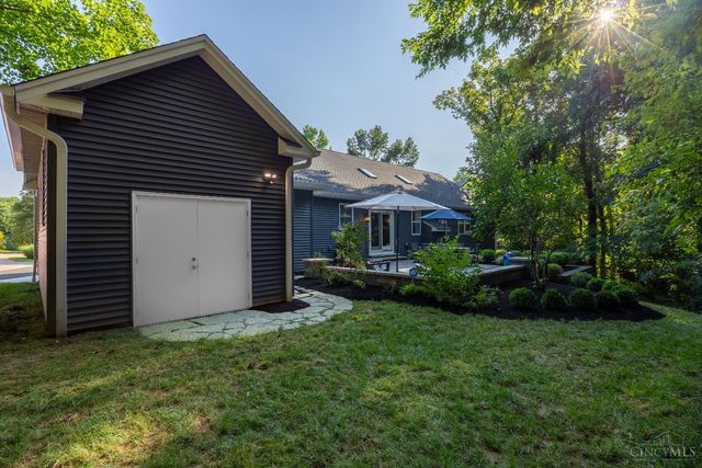 34 Wallace Grove Lane, Milford, OH 45150