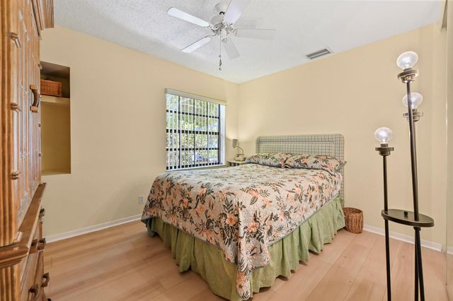5450 Verona Drive O, Boynton Beach, FL 33437