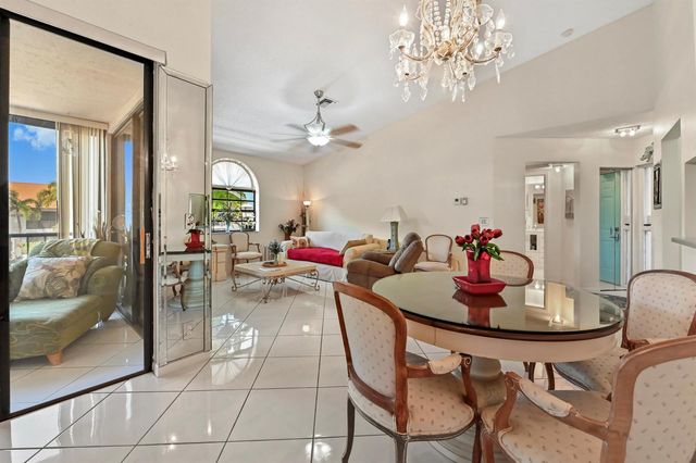 5450 Verona Drive O, Boynton Beach, FL 33437