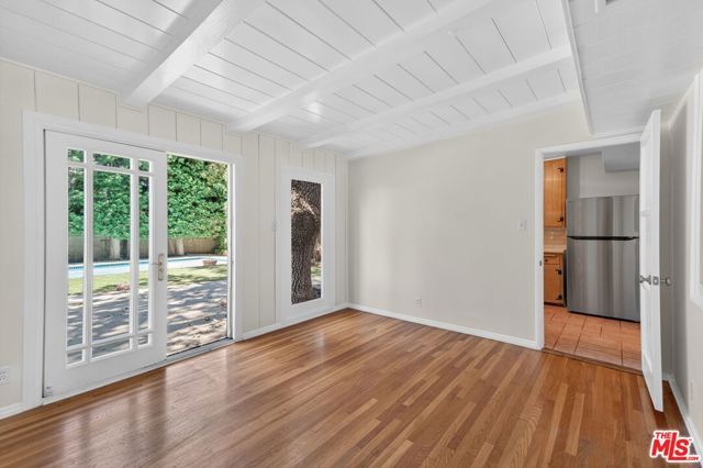 21309 Ibanez Avenue, Woodland Hills (los Angeles), CA 91364
