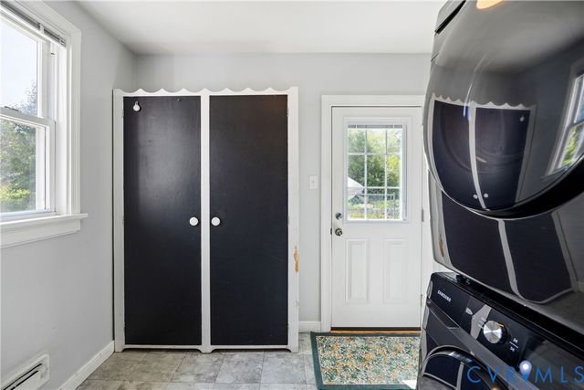 1101 Starling Dr, Henrico, VA 23229