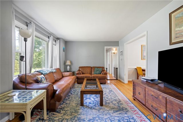 1101 Starling Dr, Henrico, VA 23229