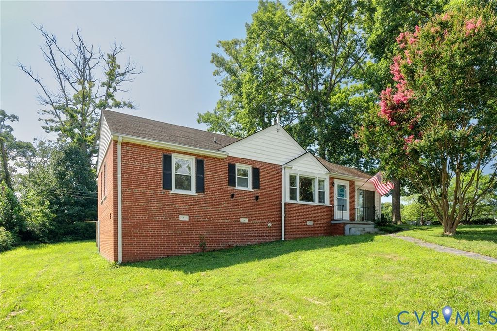 1101 Starling Dr, Henrico, VA 23229