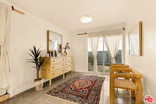 825 N Avenue 67, Los Angeles, CA 90042