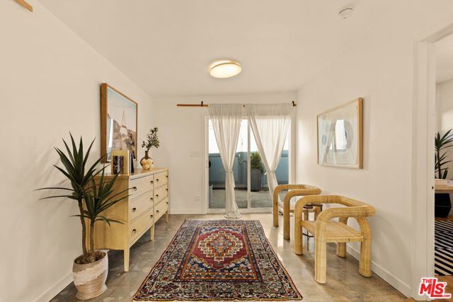 825 N Avenue 67, Los Angeles, CA 90042