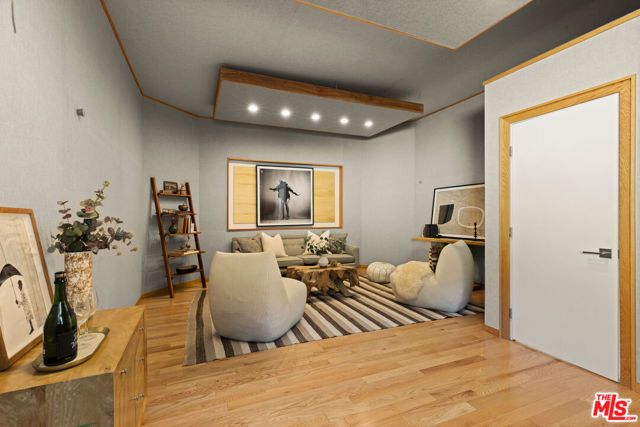 825 N Avenue 67, Los Angeles, CA 90042