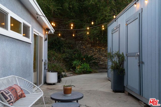 825 N Avenue 67, Los Angeles, CA 90042