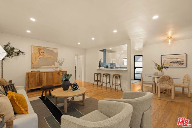 825 N Avenue 67, Los Angeles, CA 90042