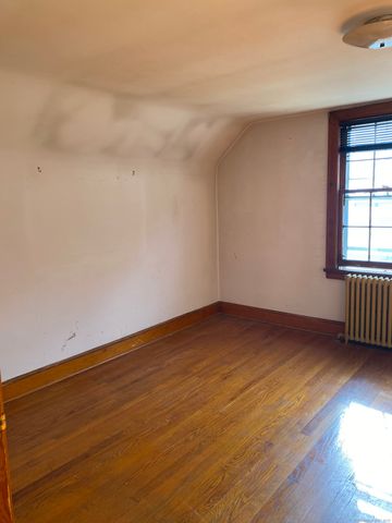 212 Platt Street, Waterbury, CT 06704