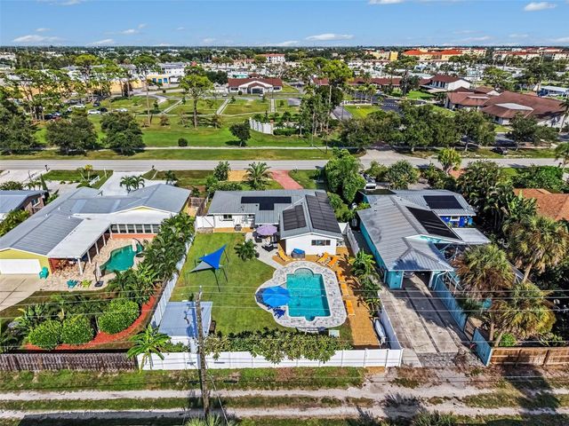 818 THE RIALTO, Venice, FL 34285