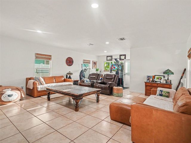 818 THE RIALTO, Venice, FL 34285