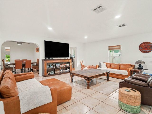 818 THE RIALTO, Venice, FL 34285