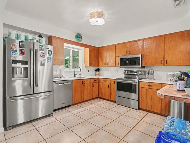 818 THE RIALTO, Venice, FL 34285
