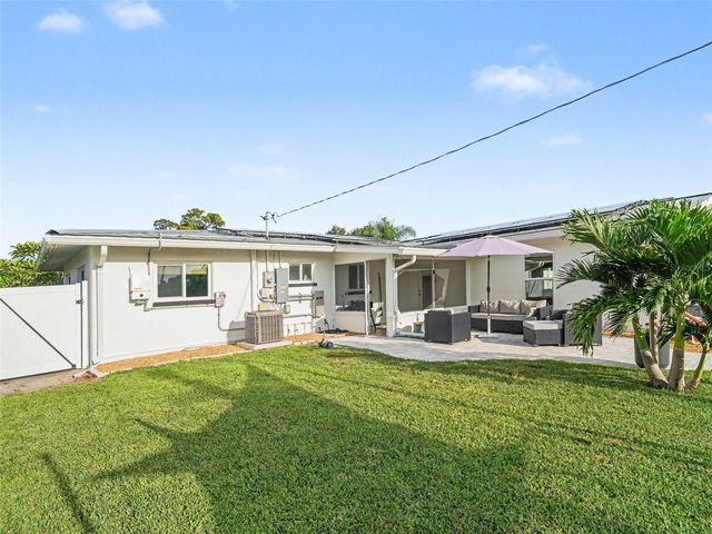 818 THE RIALTO, Venice, FL 34285