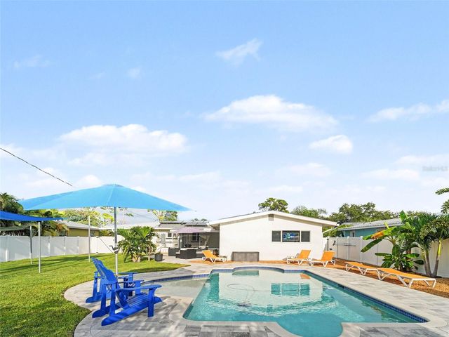 818 THE RIALTO, Venice, FL 34285