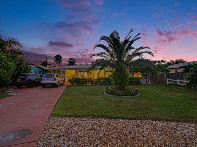 818 THE RIALTO, Venice, FL 34285