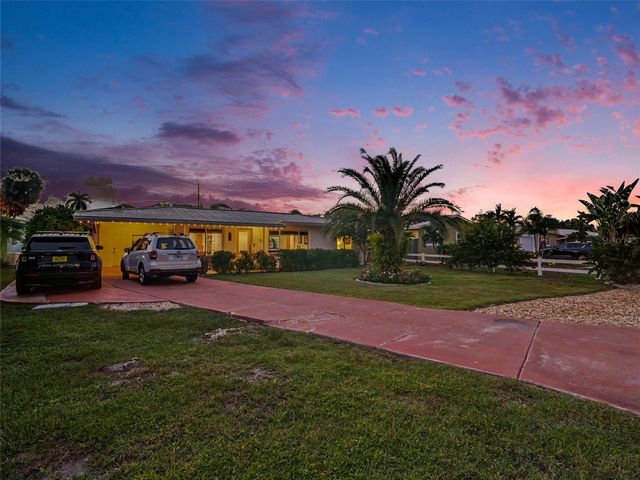 818 THE RIALTO, Venice, FL 34285