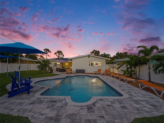 818 THE RIALTO, Venice, FL 34285