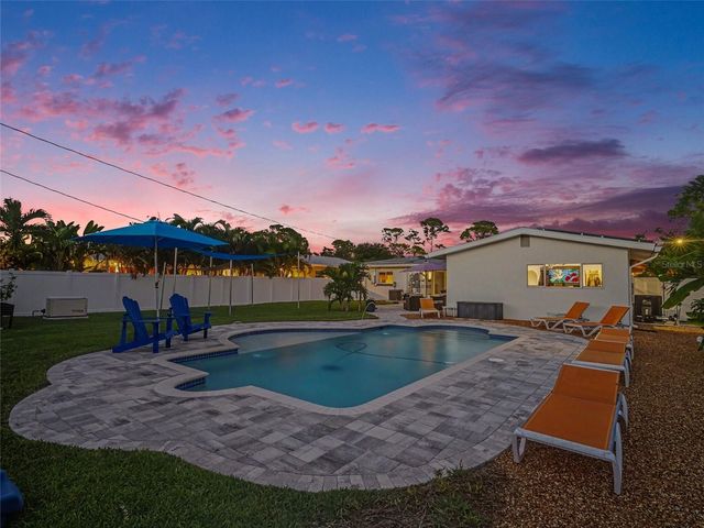 818 THE RIALTO, Venice, FL 34285