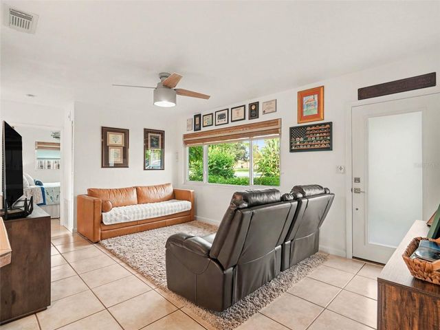 818 THE RIALTO, Venice, FL 34285
