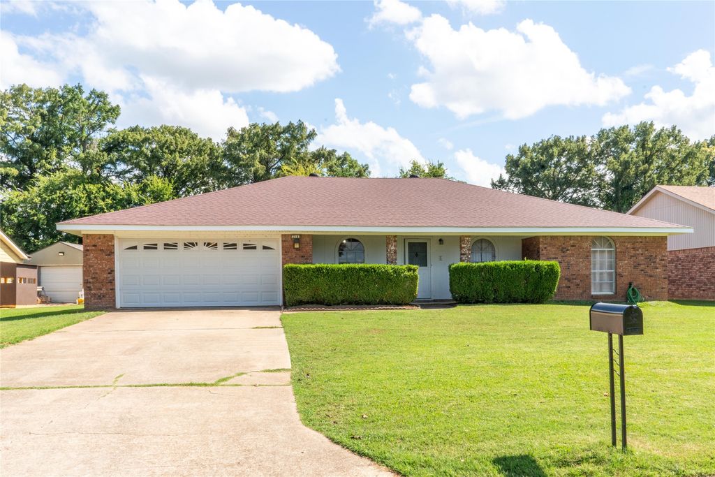 218 Benoist Circle, Bossier City, LA 71111