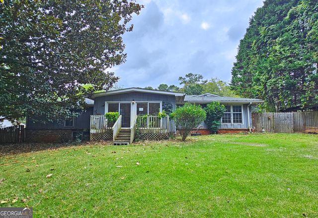 2386 Country Club Drive SE, Conyers, GA 30013