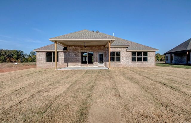 520 Corondelet Lane, Maumelle, AR 72113