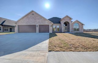 520 Corondelet Lane, Maumelle, AR 72113