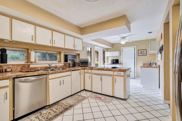 233 FLAME AVENUE, Maitland, FL 32751