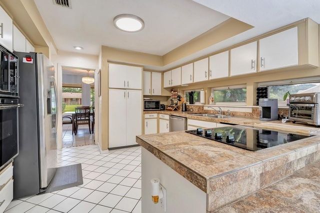233 FLAME AVENUE, Maitland, FL 32751