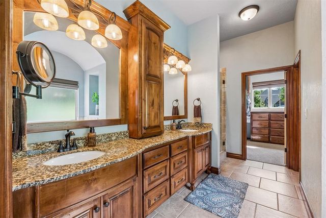 14455 Terra Vita Drive, Edmond, OK 73034