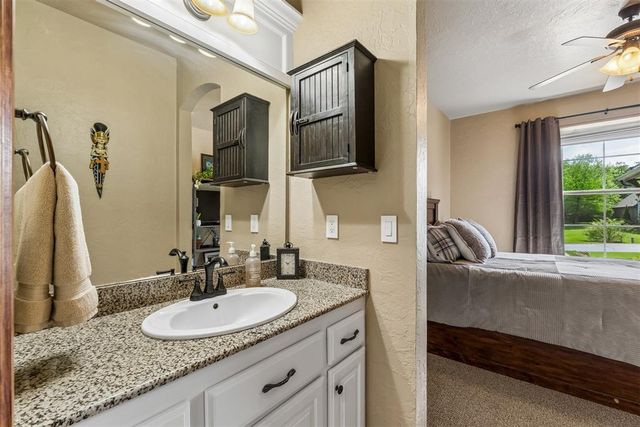 14455 Terra Vita Drive, Edmond, OK 73034