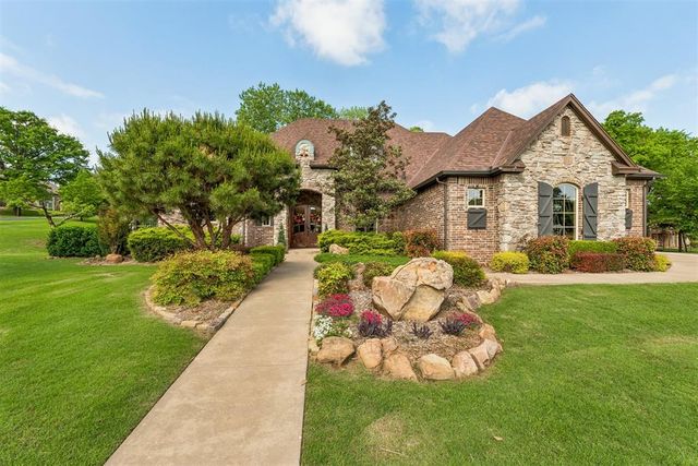 14455 Terra Vita Drive, Edmond, OK 73034