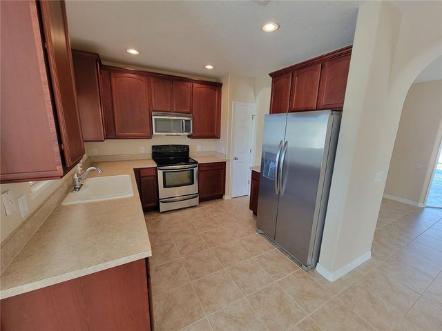2223 SEVEN OAKS DRIVE, St Cloud, FL 34772