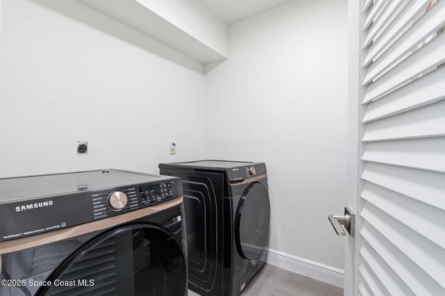 2085 Seawind Court, Indialantic, FL 32903