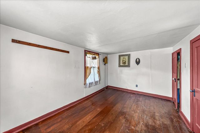 742 OLD WILMINGTON RD, Coatesville, PA 19320