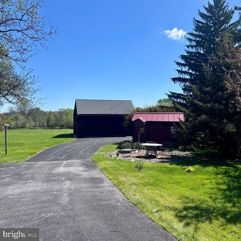 742 OLD WILMINGTON RD, Coatesville, PA 19320