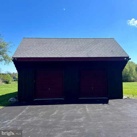 742 OLD WILMINGTON RD, Coatesville, PA 19320