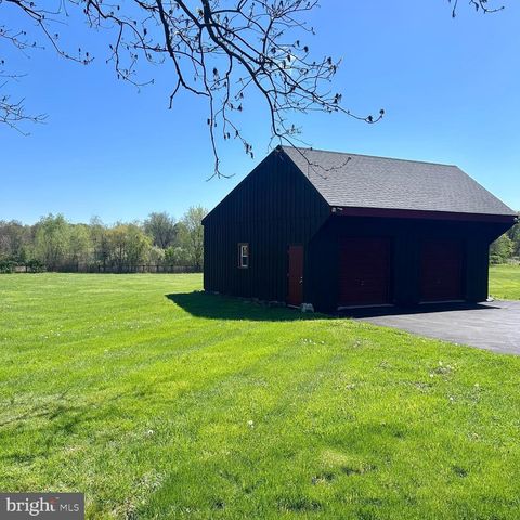 742 OLD WILMINGTON RD, Coatesville, PA 19320